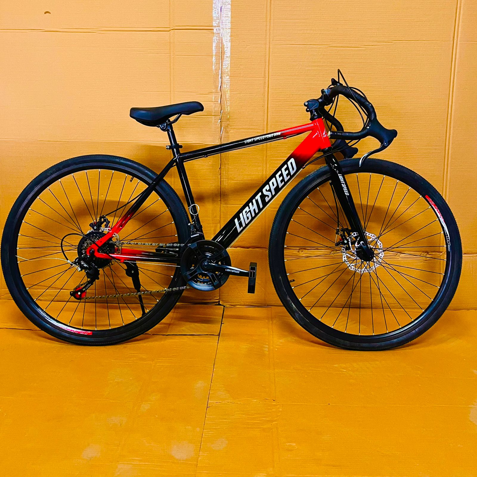 QUESEC Rides Light Speed Road Bike Dual disc Brakes Red Quesec Rides