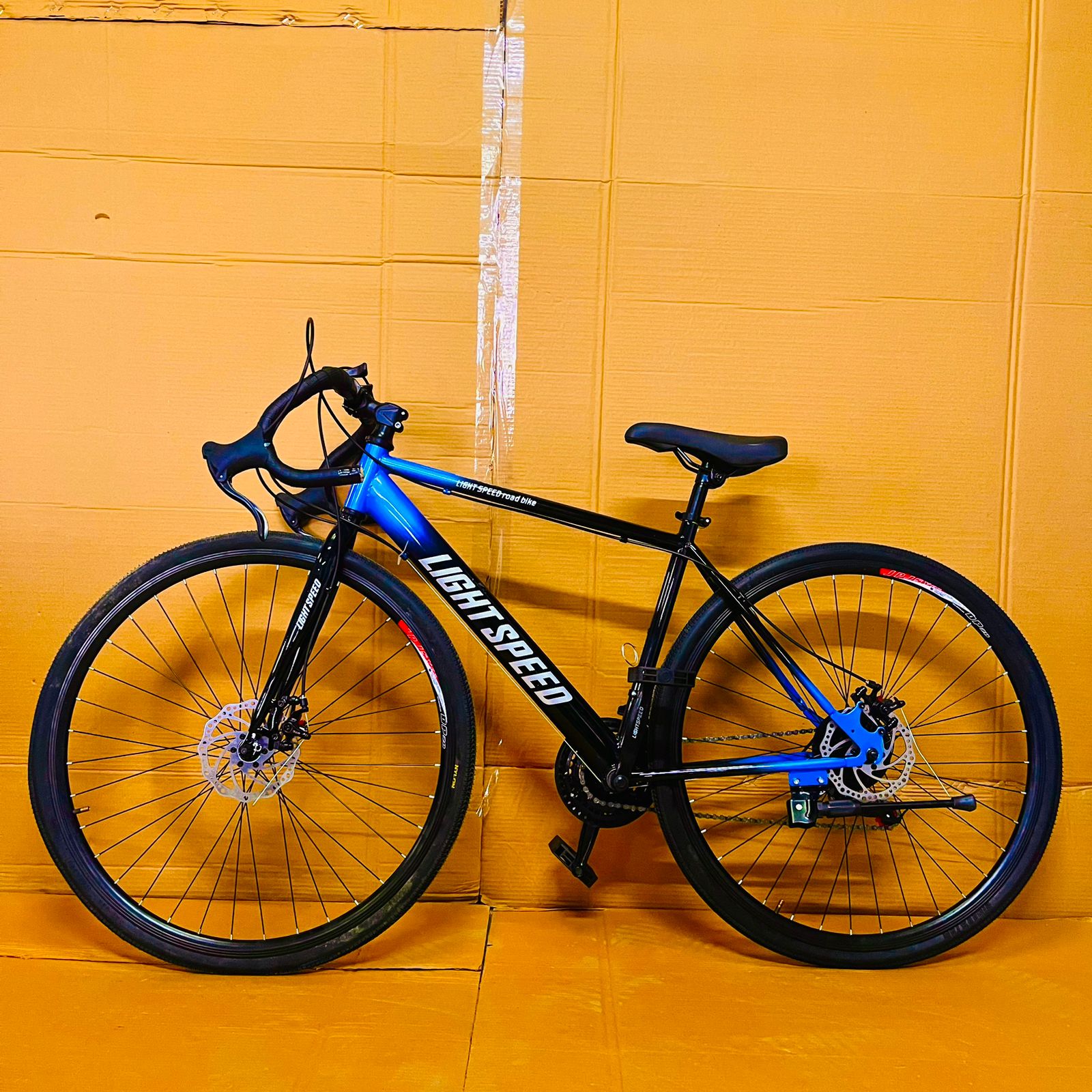 BLUE LIGHTSPEED MULTI SPEED ROAD BIKE